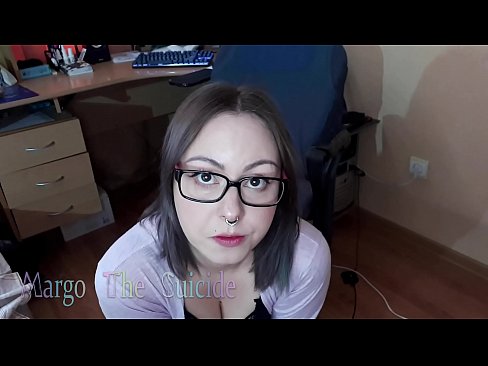 ❤️ Sexy holka s brýlemi kouří dildo hluboko na kameru ❤❌ Šukání u cs.91sesex101.top